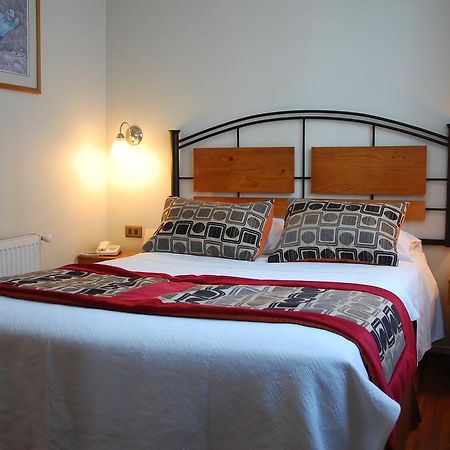 Hotel Plaza Concepción Szoba fotó