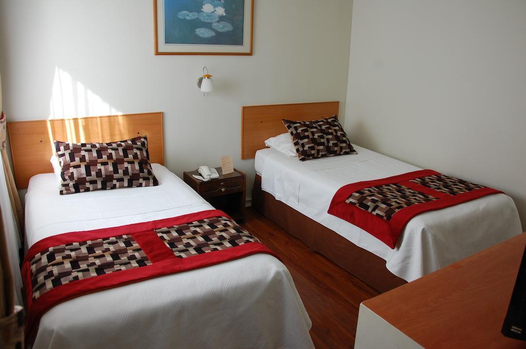 Hotel Plaza Concepción Szoba fotó