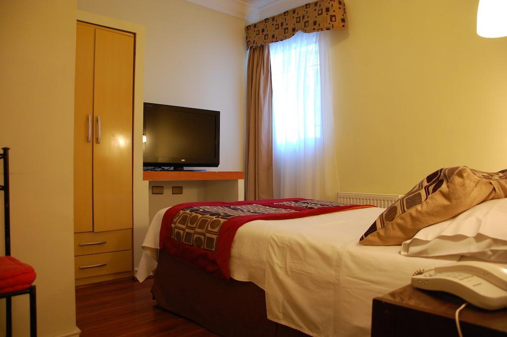 Hotel Plaza Concepción Szoba fotó