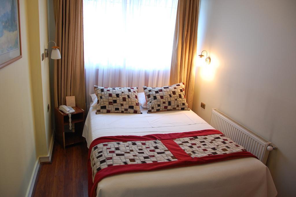 Hotel Plaza Concepción Szoba fotó
